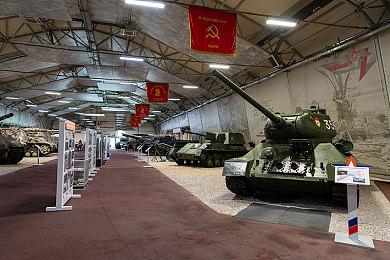 《半条命：艾利克斯》新版去VR MOD发布演示视频